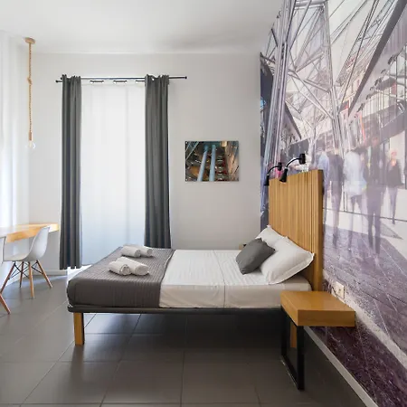 Maison Du La Metro Bed & Breakfast 3*