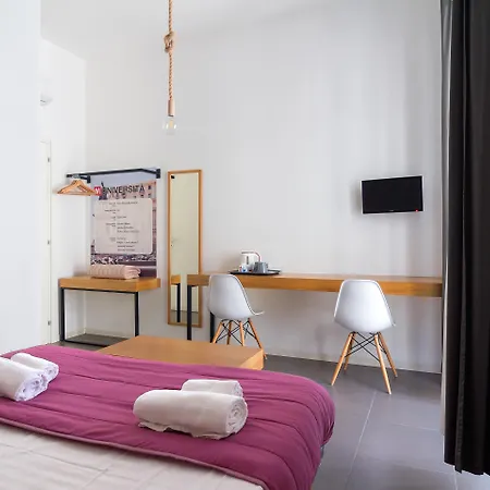 Maison Du La Metro Bed and breakfast 3*