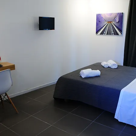 Maison Du La Metro Alojamento de Acomodação e Pequeno-almoço 3*