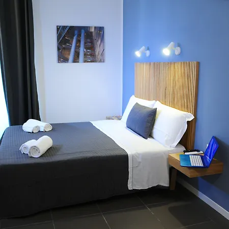 Alojamento de Acomodação e Pequeno-almoço Maison Du La Metro Nápoles