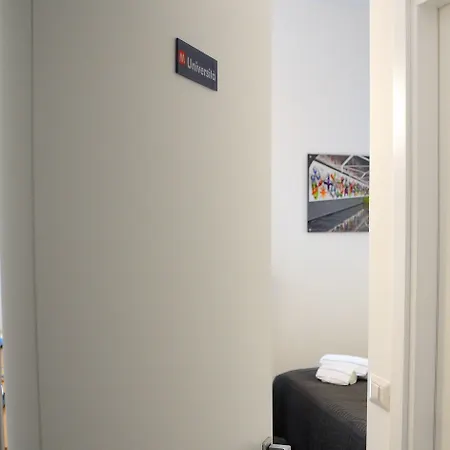 Maison Du La Metro Nápoles