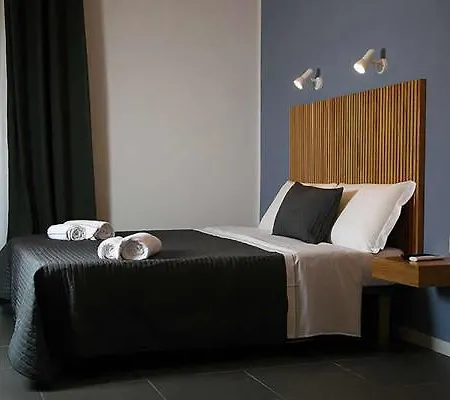 Alojamento de Acomodação e Pequeno-almoço Maison Du La Metro Nápoles